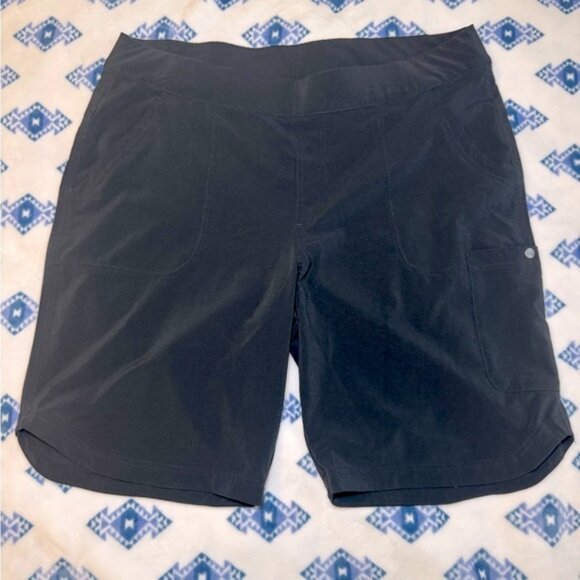 Columbia Black Bermudas, Lightweight Athletic Shorts, in Women’s Plus Size 1X - Picture 7 of 7